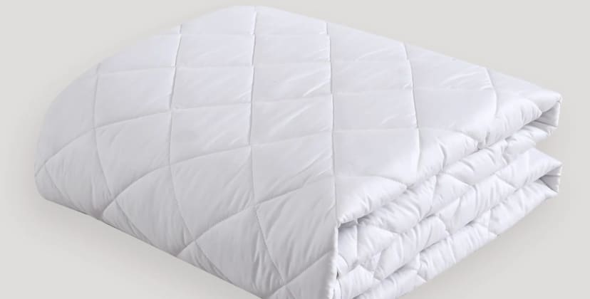 The Best Mattress Protectors of 2025 - Best Luxury - Pure Parima Egyptian Cotton Mattress Pad
