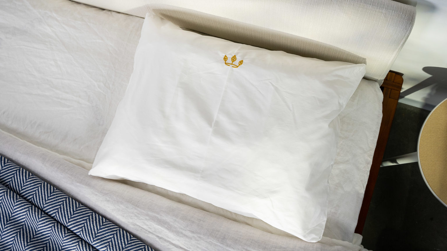 Best Pillows for Neck Pain - Best for Spinal Alignment - Noble Head Pillow