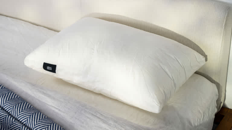 Best Pillows of 2025 - Best Value - Silk & Snow Pillow